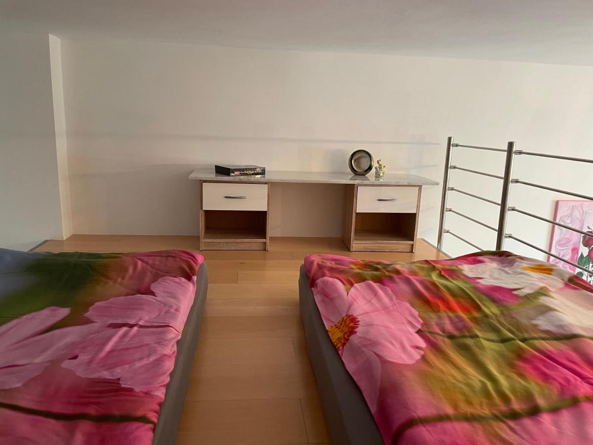 Appartement Luxury 60m2 In Wilhelmstadt Berlijn
