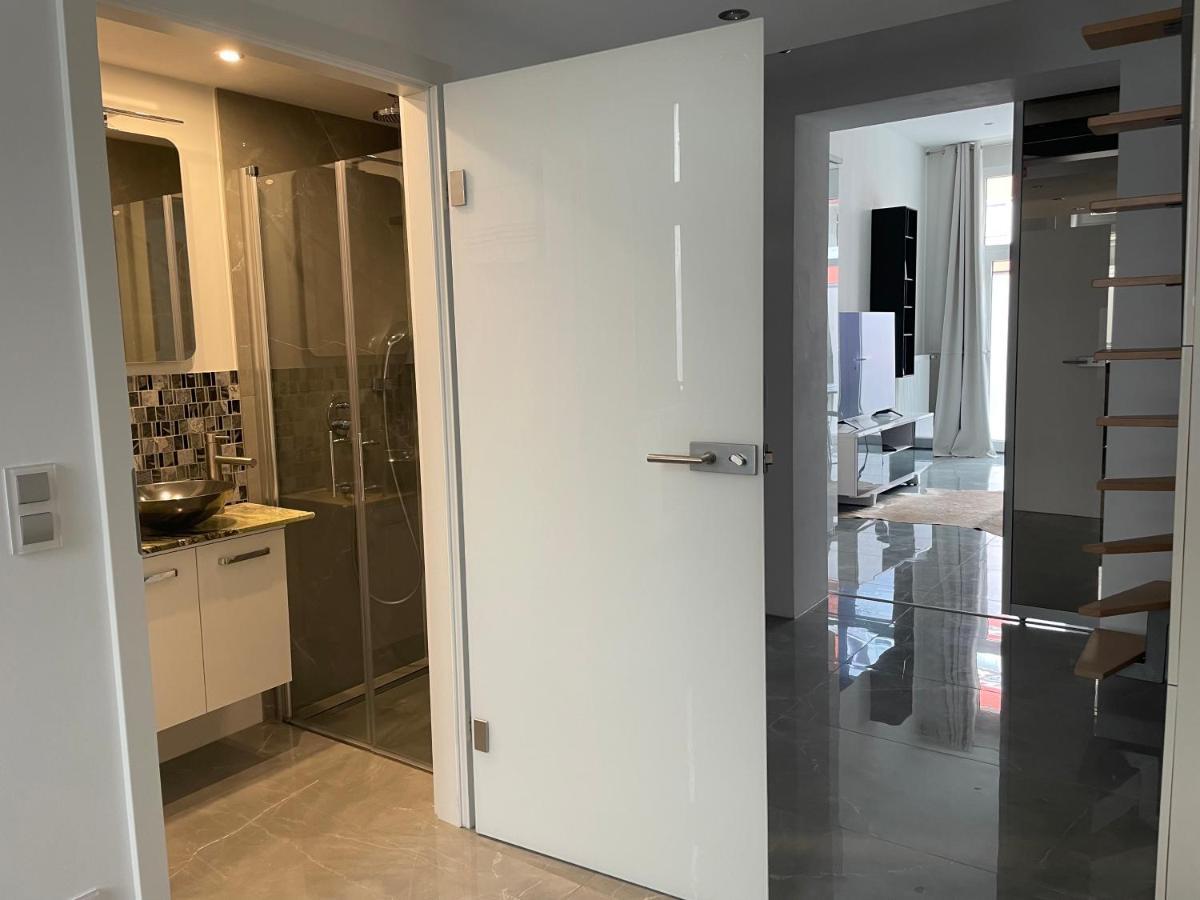 Luxury 60m2 In Wilhelmstadt Berlijn