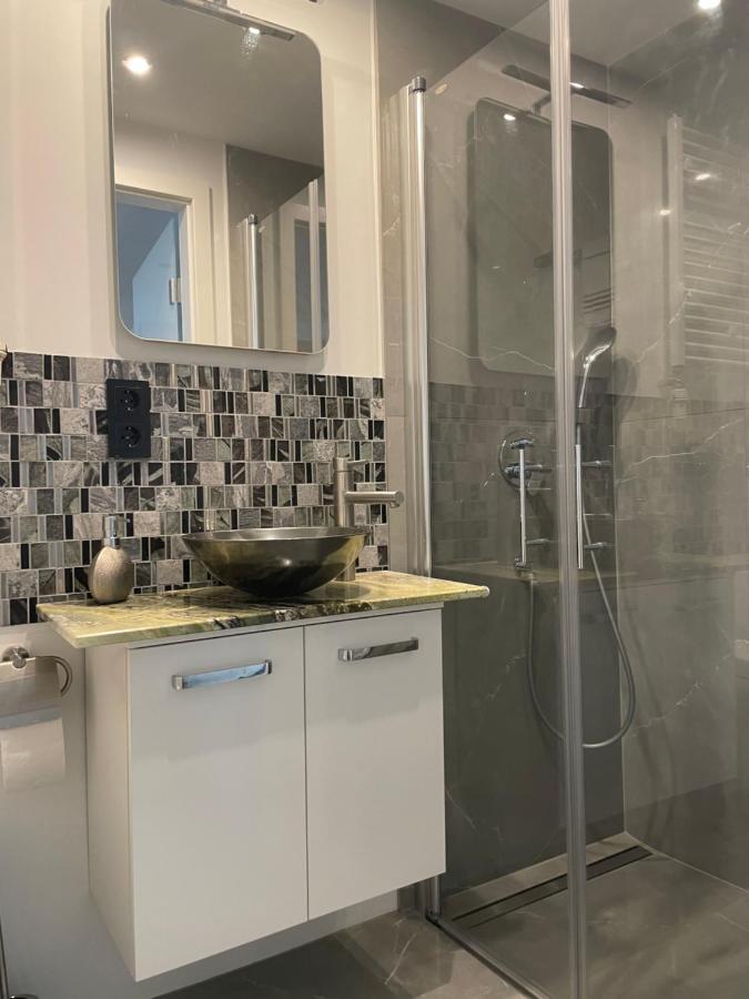 Luxury 60m2 In Wilhelmstadt Berlijn