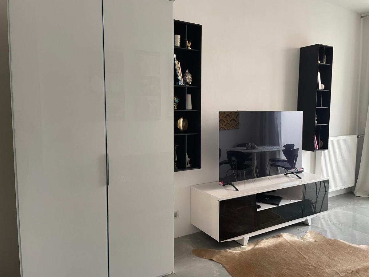 Luxury 60m2 In Wilhelmstadt * Berlijn